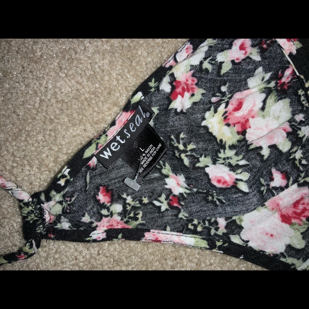 Tank top - Picture 2 of 3